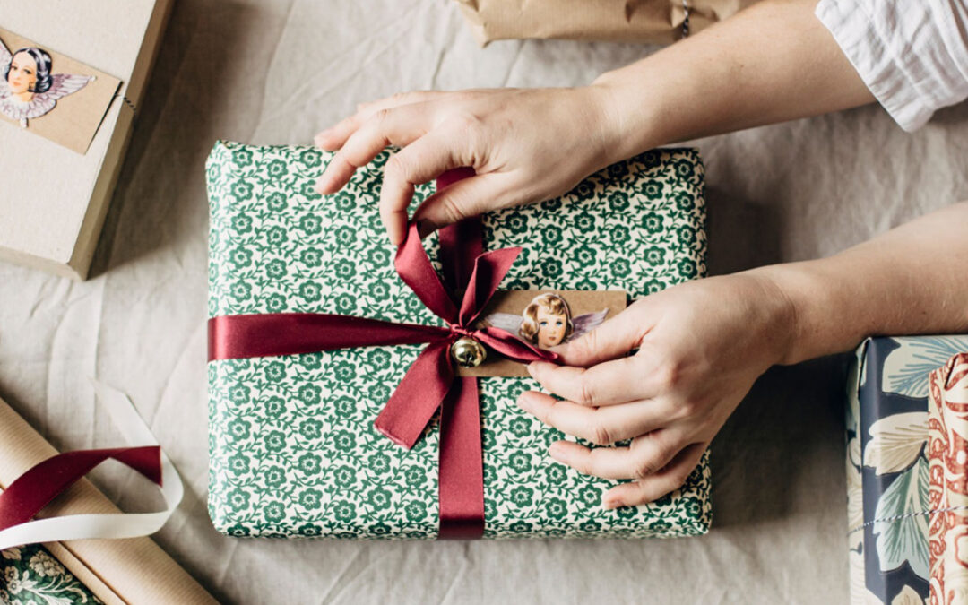 5 Factors to Consider Before Giving a Monetary Gift